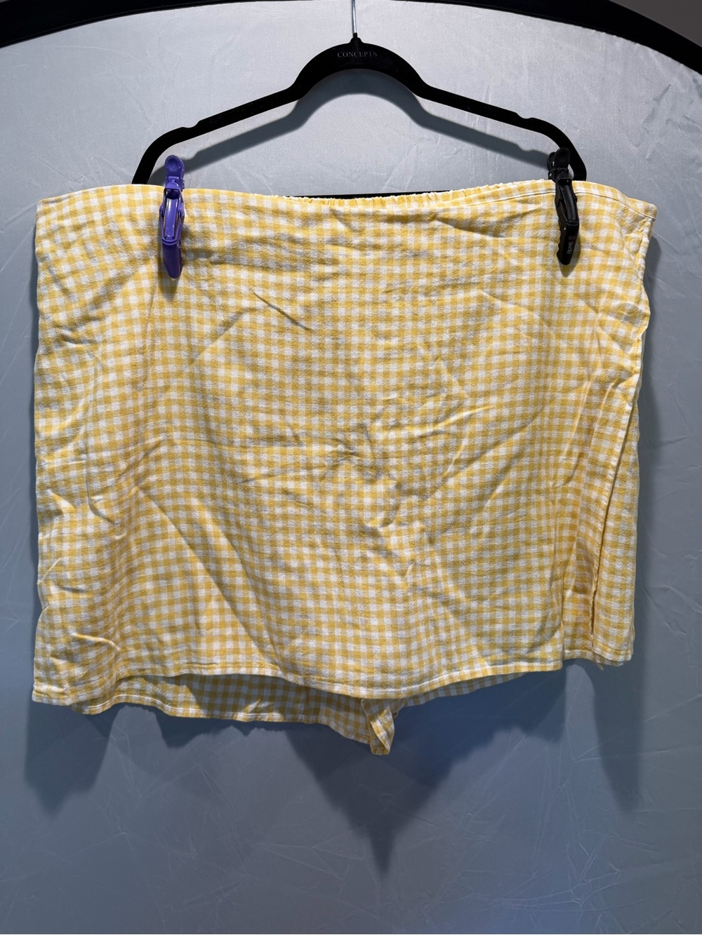 Old Navy Yellow Gingham Mini Skort - Picture 2 of 4